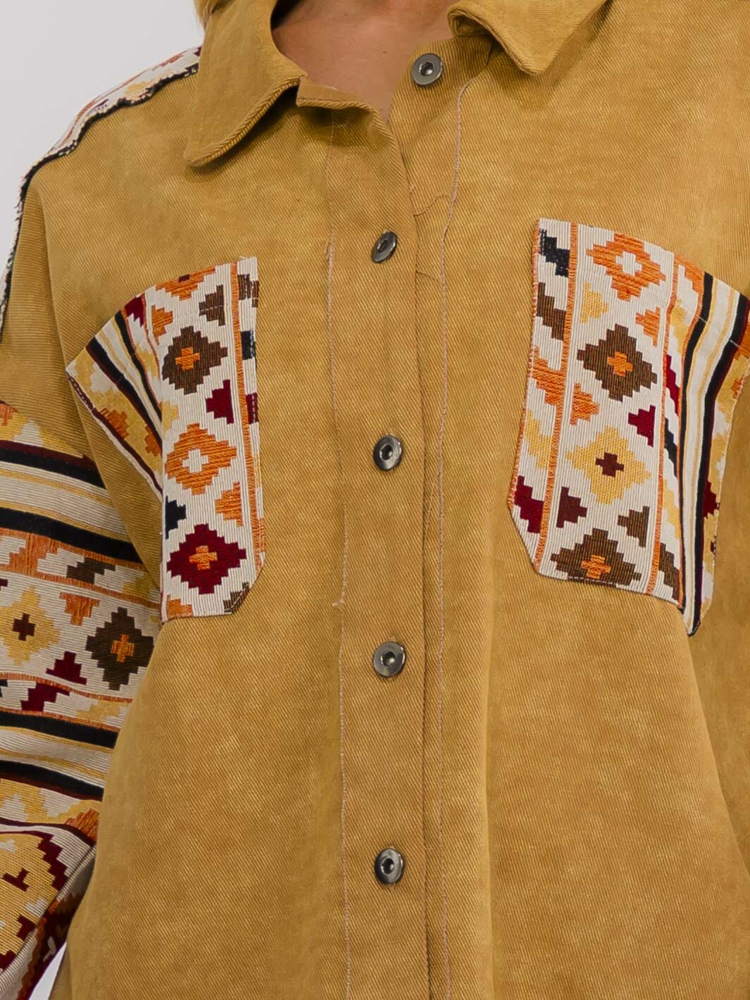 WOMEN'S LONG SLEEVE BUTTON UP JACKET