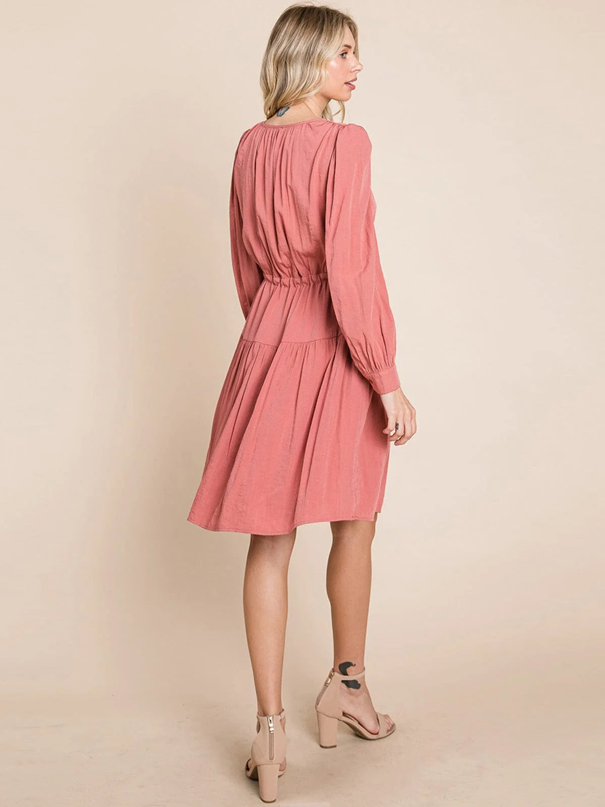 WOMEN'S LONG SLEEVE V-NECK MIDI DRESS