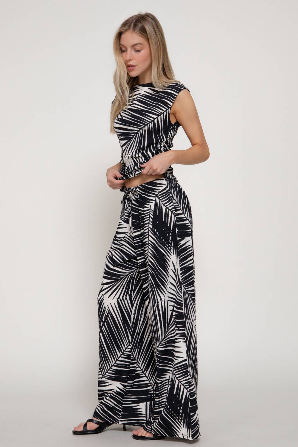 Texture Knit Print Sleeveless Ruched Top & Pants Set